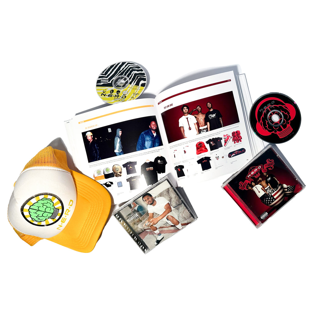 Threads: a Recent History of Merchandise in Pop Culture (Collector's Edition)